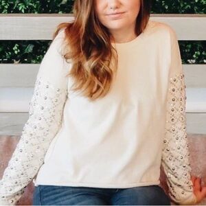 Forever 21 Cream Crewneck Sweatshirt with Embellished Sleeves Size Small